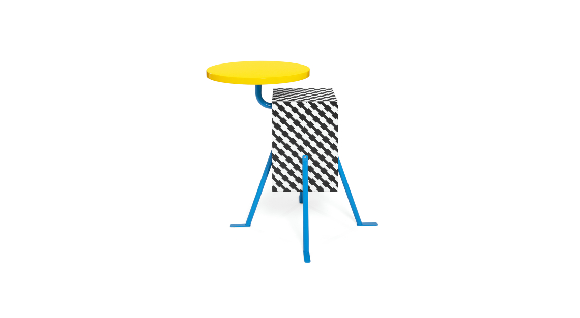 Kristall table designed by Michele De Lucchi for Memphis Milano featuring the iconic Fantastic pattern